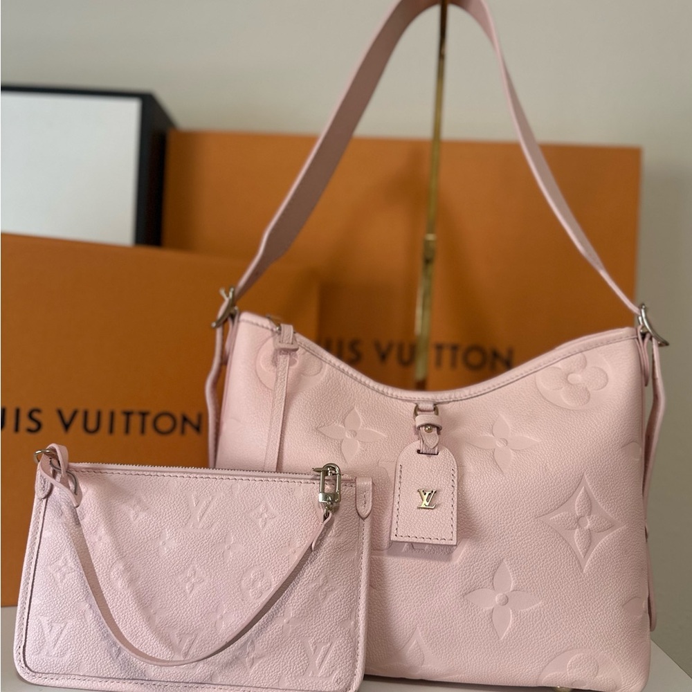 Louis Vuitton CarryAll PM🌸 - Picture 4 of 16
